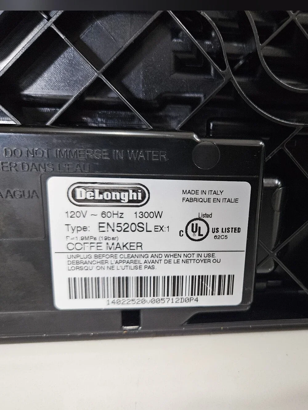 DeLonghi EN520SL Nespresso Coffee Cup Machine Pre-owned